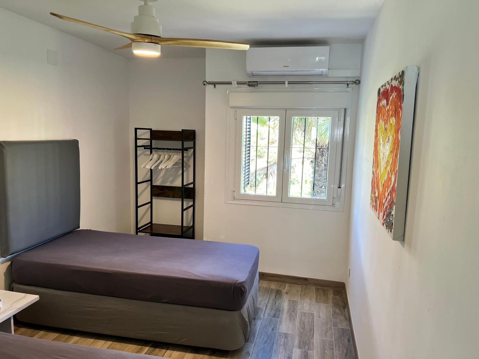 Newly Renovated 2 Bedroom Beachfront House Sitio de Calahonda Bagian luar foto